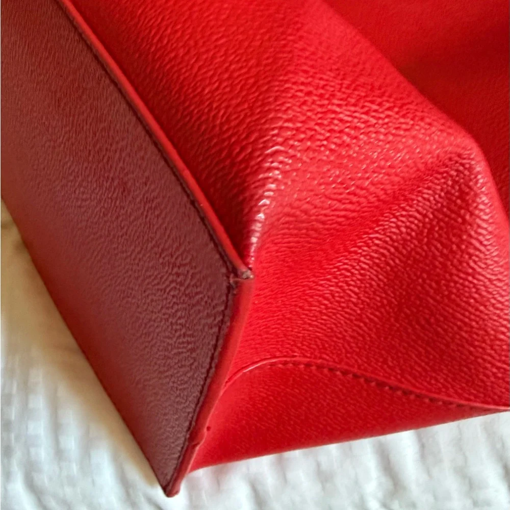 Tory Burch Classic Red Tote - Picture 10 of 12